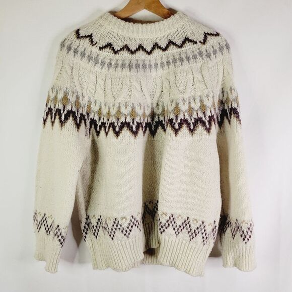 Fairisle Thick Cozy Cream Patterned Knit Sweater - Picture 4 of 8